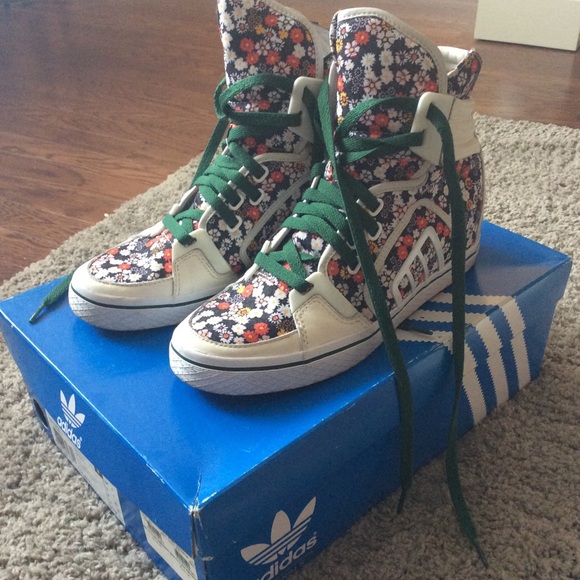 Adidas x Opening Ceremony high-top sneakers - Picture 2 of 3